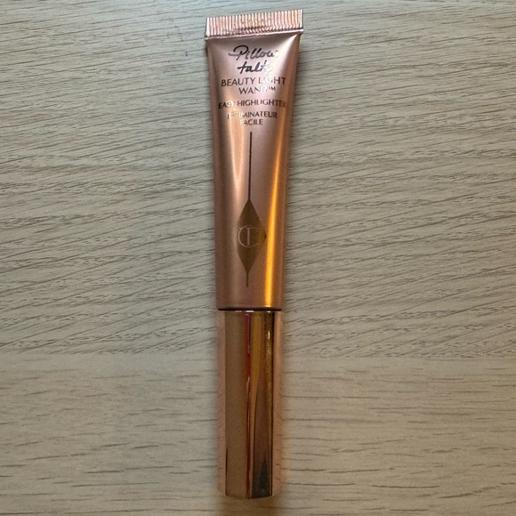 Charlotte Tilbury Other - Charlotte Tilbury Pillow Talk Beauty Light Wand